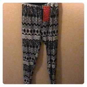 Bae City Tribal joggers